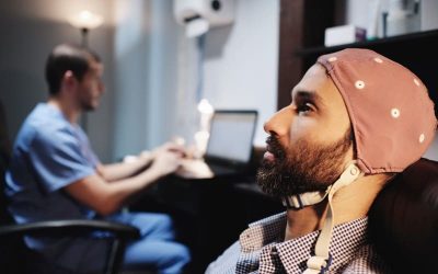 نقشه مغزی یا الکتروانسفالوگرافی کمی (QEEG) چیست؟